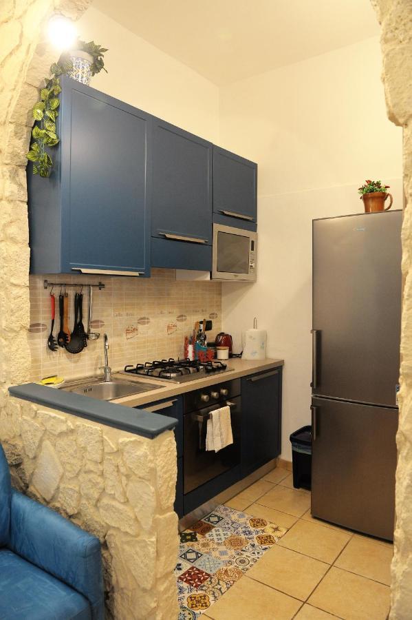 Ortigia Castel Maniace Apartment Syracuse Bagian luar foto